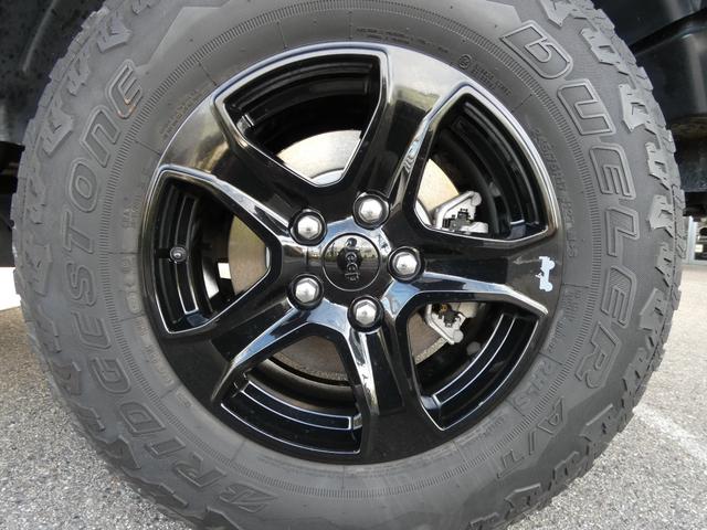 ジープ・ラングラーアンリミテッド スポーツアルティテュード 限定300台 ブラックインテリア 純正ナビ LED ACC Bカメラ AppleCarPlay 純正17AW 禁煙 下取車 正規D車(52枚目)