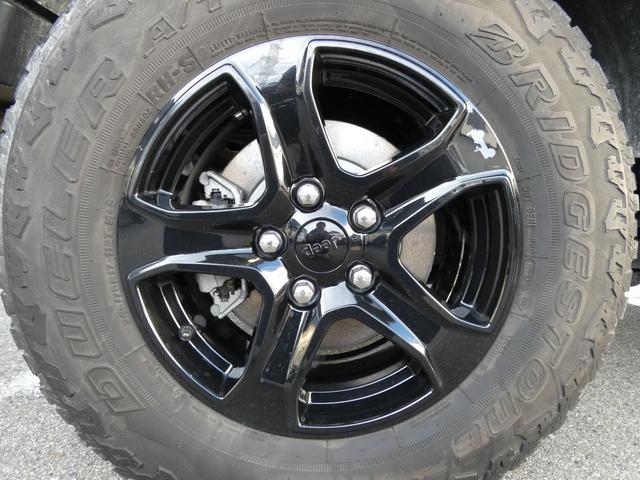 ジープ・ラングラーアンリミテッド スポーツアルティテュード 限定300台 ブラックインテリア 純正ナビ LED ACC Bカメラ AppleCarPlay 純正17AW 禁煙 下取車 正規D車(55枚目)