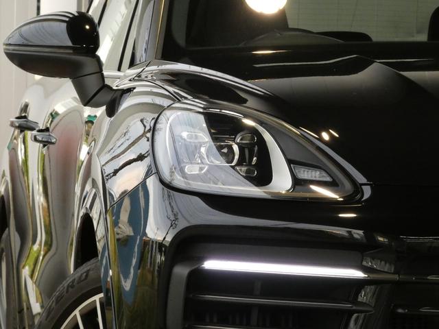 カイエン プラチナエディション 特別仕様車 スポクロ パノラマ 黒革 シートヒーター PCMナビ BOSE 全周C ACC LCA LED(PDLS付)4ゾーンAC RSスパイダー21AW 禁煙 1オナ 右H 正規D車(3枚目)