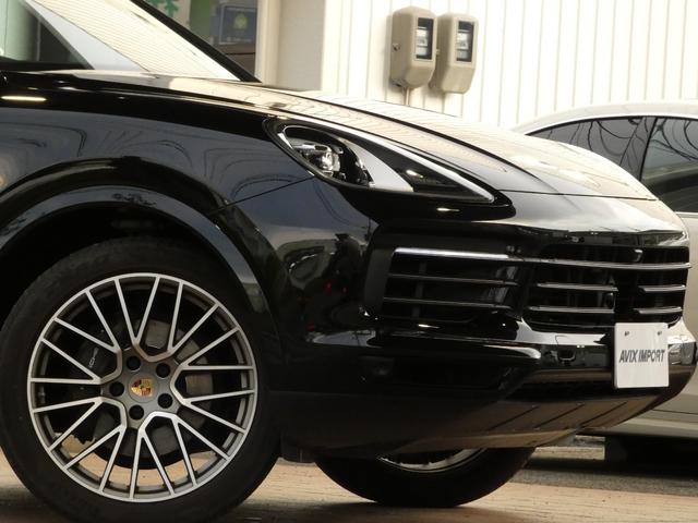 カイエン プラチナエディション 特別仕様車 スポクロ パノラマ 黒革 シートヒーター PCMナビ BOSE 全周C ACC LCA LED(PDLS付)4ゾーンAC RSスパイダー21AW 禁煙 1オナ 右H 正規D車(5枚目)