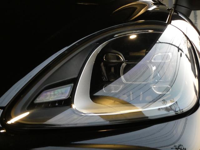 カイエン プラチナエディション 特別仕様車 スポクロ パノラマ 黒革 シートヒーター PCMナビ BOSE 全周C ACC LCA LED(PDLS付)4ゾーンAC RSスパイダー21AW 禁煙 1オナ 右H 正規D車(34枚目)