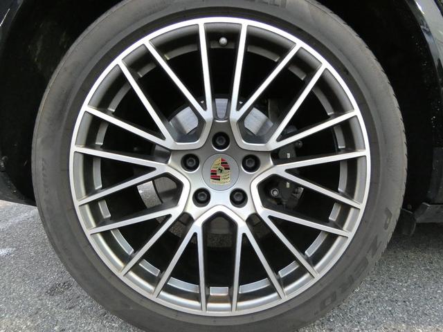 カイエン プラチナエディション 特別仕様車 スポクロ パノラマ 黒革 シートヒーター PCMナビ BOSE 全周C ACC LCA LED(PDLS付)4ゾーンAC RSスパイダー21AW 禁煙 1オナ 右H 正規D車(55枚目)