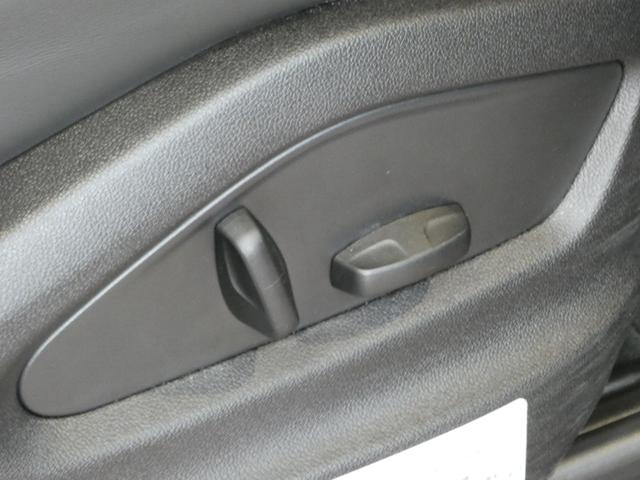 カイエン プラチナエディション 特別仕様車 スポクロ パノラマ 黒革 シートヒーター PCMナビ BOSE 全周C ACC LCA LED(PDLS付)4ゾーンAC RSスパイダー21AW 禁煙 1オナ 右H 正規D車(56枚目)