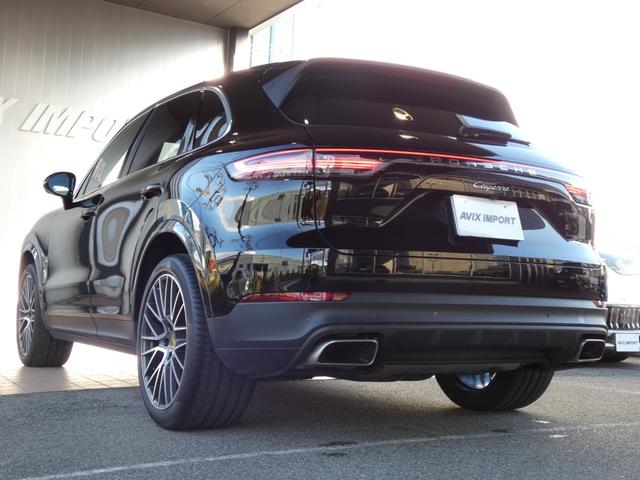 カイエン ベースグレード　黒革　ＬＥＤ　エントリーＤ　ＡＣＣ　８ＷＡＹ　前後シートヒーター　ＬＣＡ　ＬＫＡ　純正ＰＣＭナビ　全周カメラ　アップルカープレイ　電動リアゲート　純正ＲＳスパイダー２１ＡＷ　禁煙　右Ｈ　正規Ｄ車（48枚目）