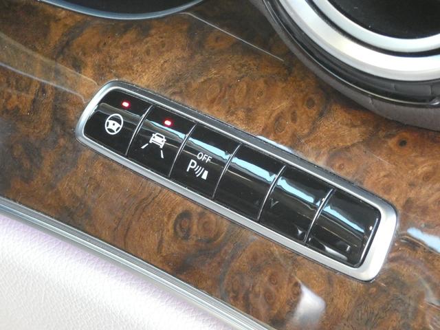 Ｅクラス Ｅ４００　４マチック　エクスクルーシブ　ベージュ革　純正ＨＤＤナビ　地デジ　アップルカープレイ　全周Ｃ　マルチビームＬＥＤ　エアサス　前後シートヒーター　アンビエントライト　純正１８ＡＷ　禁煙　下取車　正規Ｄ車（13枚目）