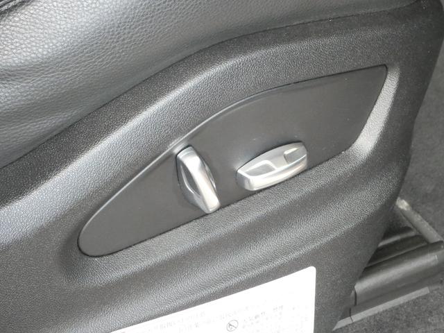 カイエン ベースグレード　黒革　スポーツクロノパッケージ　スポーツデザインフロントバンパー　ＬＥＤ　ＡＣＣ　８ＷＡＹ　シートヒーター　ＬＣＡ　ＬＫＡ　ＰＣＭナビ　全周カメラ　アップルカープレイ　純正２２ＡＷ　禁煙　正規Ｄ車（56枚目）