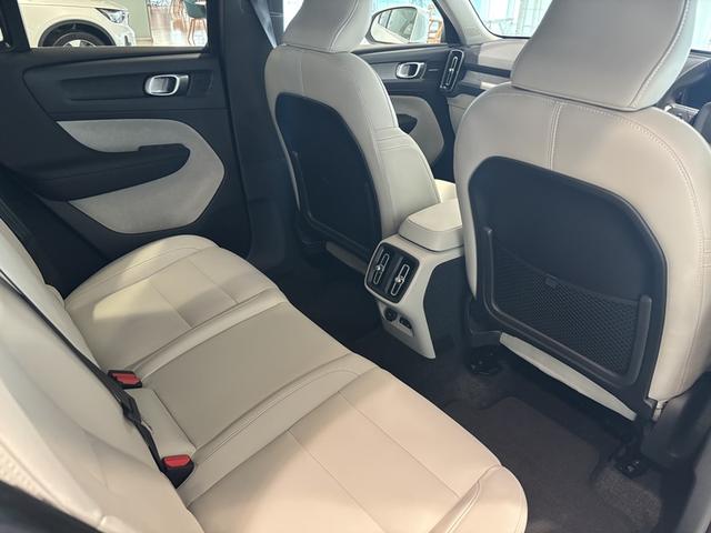ＸＣ４０ ウルトラ　Ｂ４　ＡＷＤ（24枚目）