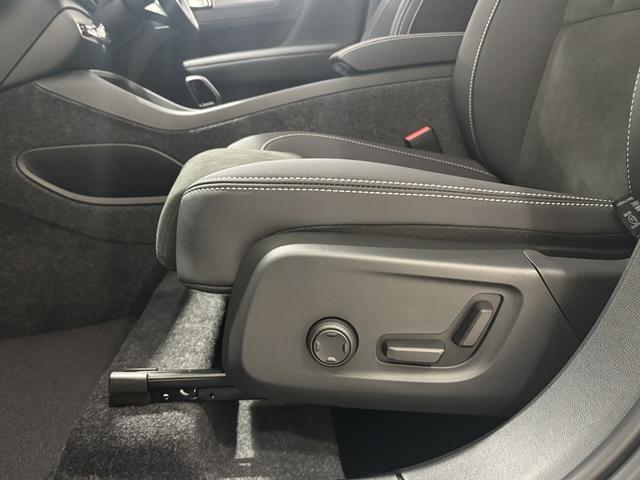 ＸＣ４０ ウルトラ　Ｂ４　ＡＷＤ　ダークエディション（20枚目）
