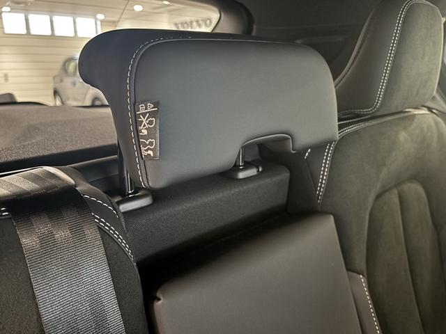 ＸＣ４０ ウルトラ　Ｂ４　ＡＷＤ　ダークエディション（26枚目）