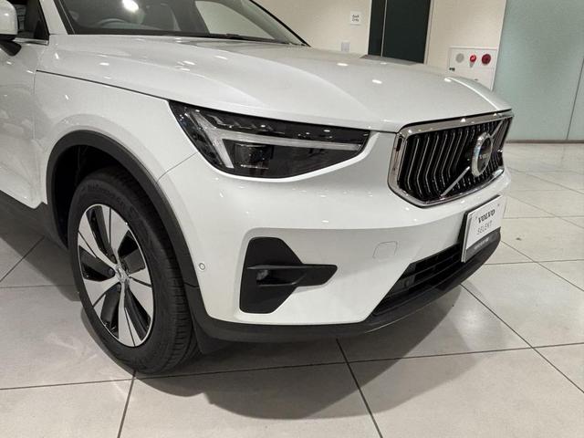 XC40 認定中古車Selekt 保証付 Google搭載 電動シート シートヒーター 電動バックドア 360度カメラ アルミホイール オレフォスシフトノブ LEDライト ハーマンカードン(7枚目)