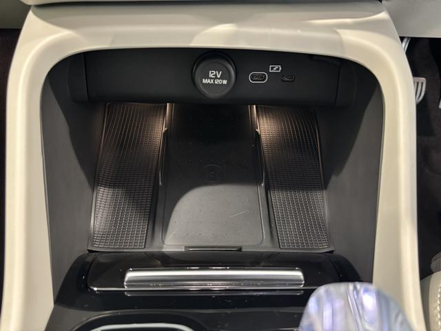 XC40 認定中古車Selekt 保証付 Google搭載 電動シート シートヒーター 電動バックドア 360度カメラ アルミホイール オレフォスシフトノブ LEDライト ハーマンカードン(65枚目)