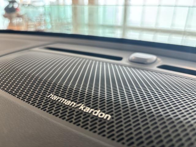 ＸＣ４０ 　認定中古車Ｓｅｌｅｋｔ　保証付　Ｇｏｏｇｌｅ搭載　電動シート　シートヒーター　電動バックドア　３６０度カメラ　アルミホイール　オレフォスシフトノブ　ＬＥＤライト　ハーマンカードン（46枚目）