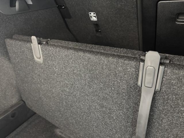 ＸＣ４０ 　認定中古車Ｓｅｌｅｋｔ　保証付　Ｇｏｏｇｌｅ搭載　電動シート　シートヒーター　電動バックドア　３６０度カメラ　アルミホイール　オレフォスシフトノブ　ＬＥＤライト　ハーマンカードン（48枚目）