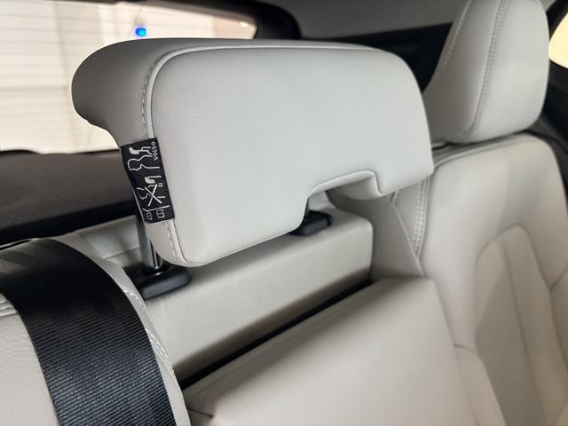 ＸＣ４０ 　認定中古車Ｓｅｌｅｋｔ　保証付　Ｇｏｏｇｌｅ搭載　電動シート　シートヒーター　電動バックドア　３６０度カメラ　アルミホイール　オレフォスシフトノブ　ＬＥＤライト　ハーマンカードン（64枚目）