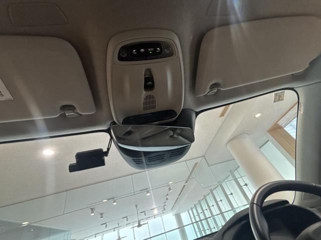 XC40 認定中古車Selekt 保証付 Google搭載 電動シート シートヒーター 電動バックドア 360度カメラ アルミホイール オレフォスシフトノブ LEDライト ハーマンカードン(31枚目)