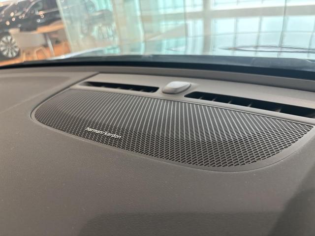 XC40 認定中古車Selekt 保証付 Google搭載 電動シート シートヒーター 電動バックドア 360度カメラ アルミホイール オレフォスシフトノブ LEDライト ハーマンカードン(40枚目)
