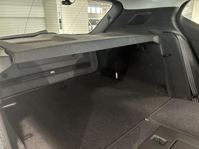 XC40 認定中古車Selekt 保証付 Google搭載 電動シート シートヒーター 電動バックドア 360度カメラ アルミホイール オレフォスシフトノブ LEDライト ハーマンカードン(46枚目)