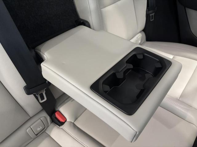 XC40 認定中古車Selekt 保証付 Google搭載 電動シート シートヒーター 電動バックドア 360度カメラ アルミホイール オレフォスシフトノブ LEDライト ハーマンカードン(56枚目)