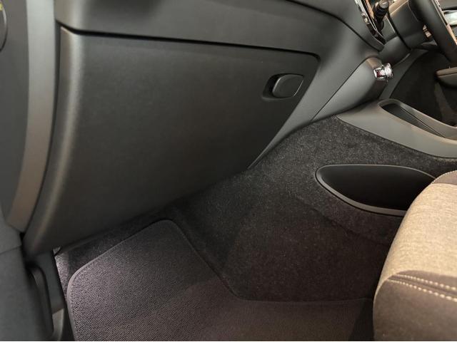 XC40 プラス B3 認定中古車Selekt 保証付 Google搭載 電動シート 電動バックドア 360度カメラ アルミホイール(25枚目)