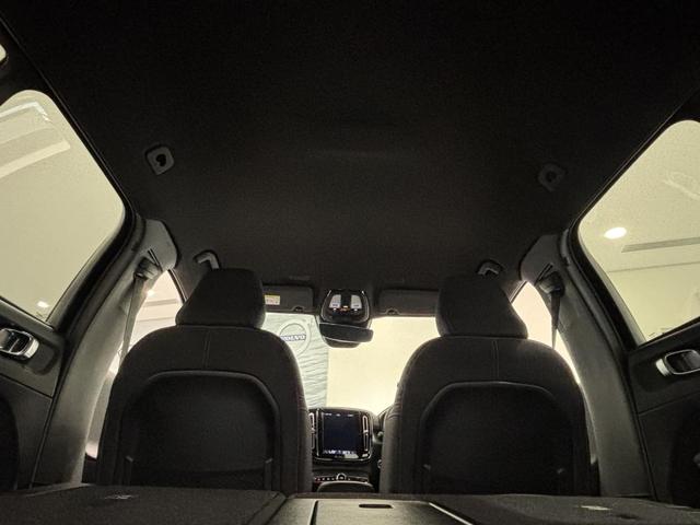 XC40 プラス B3 認定中古車Selekt 保証付 Google搭載 電動シート 電動バックドア 360度カメラ アルミホイール(42枚目)