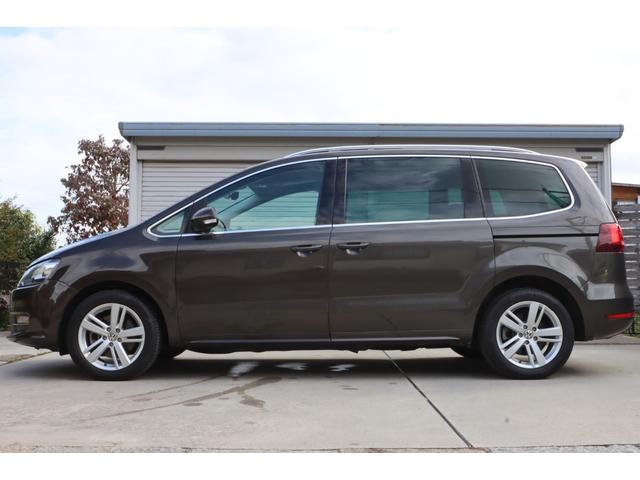 シャラン ＴＳＩ　ハイライン　Ｈレザーシート（ヒーター付）／両側パワスラ／Ｐバックドア／クルコン／ナビ／フルセグＴＶ／Ｂｌｕｅｔｏｏｔｈ対応／ＵＳＢ接続可／ＤＶＤ／ＣＤ再生可／ＥＴＣ／Ｐシート／パドルシフト／スマートキー２本（15枚目）