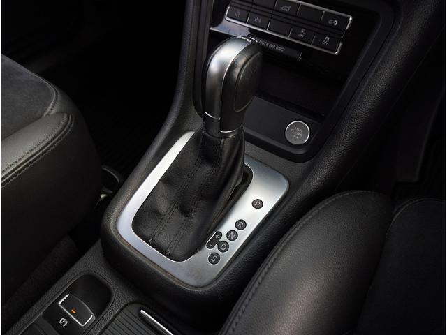 シャラン ＴＳＩ　ハイライン　Ｈレザーシート（ヒーター付）／両側パワスラ／Ｐバックドア／クルコン／ナビ／フルセグＴＶ／Ｂｌｕｅｔｏｏｔｈ対応／ＵＳＢ接続可／ＤＶＤ／ＣＤ再生可／ＥＴＣ／Ｐシート／パドルシフト／スマートキー２本（45枚目）