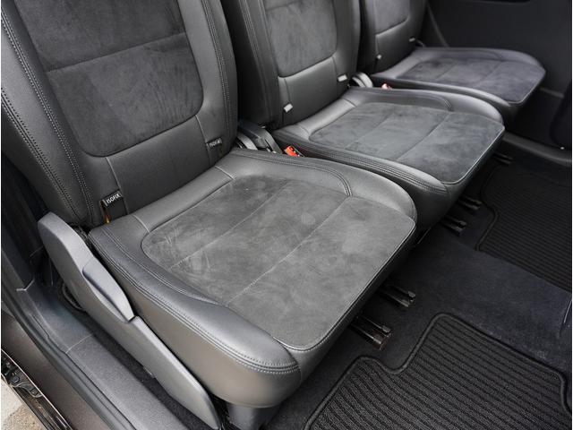 シャラン ＴＳＩ　ハイライン　Ｈレザーシート（ヒーター付）／両側パワスラ／Ｐバックドア／クルコン／ナビ／フルセグＴＶ／Ｂｌｕｅｔｏｏｔｈ対応／ＵＳＢ接続可／ＤＶＤ／ＣＤ再生可／ＥＴＣ／Ｐシート／パドルシフト／スマートキー２本（52枚目）