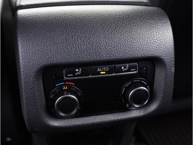 シャラン ＴＳＩ　ハイライン　Ｈレザーシート（ヒーター付）／両側パワスラ／Ｐバックドア／クルコン／ナビ／フルセグＴＶ／Ｂｌｕｅｔｏｏｔｈ対応／ＵＳＢ接続可／ＤＶＤ／ＣＤ再生可／ＥＴＣ／Ｐシート／パドルシフト／スマートキー２本（57枚目）