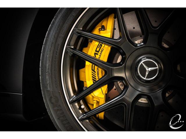 ・ＡＭＧカーボンセラミックブレーキ（￥１，０４０，０００相当）