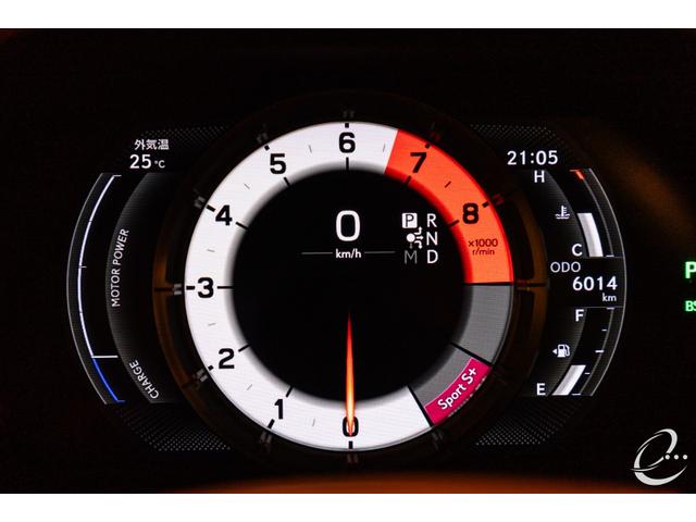ＬＣ ＬＣ５００ｈ　Ｓパッケージ　マークレビンソン　カーボンルーフ　シートエアコン　ステアリングヒーター　カーボンスカッフプレート　３眼フルＬＥＤヘッドライト　ポリッシュホイール（14枚目）