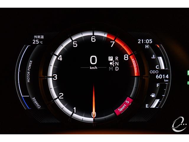 ＬＣ ＬＣ５００ｈ　Ｓパッケージ　マークレビンソン　カーボンルーフ　シートエアコン　ステアリングヒーター　カーボンスカッフプレート　３眼フルＬＥＤヘッドライト　ポリッシュホイール（15枚目）