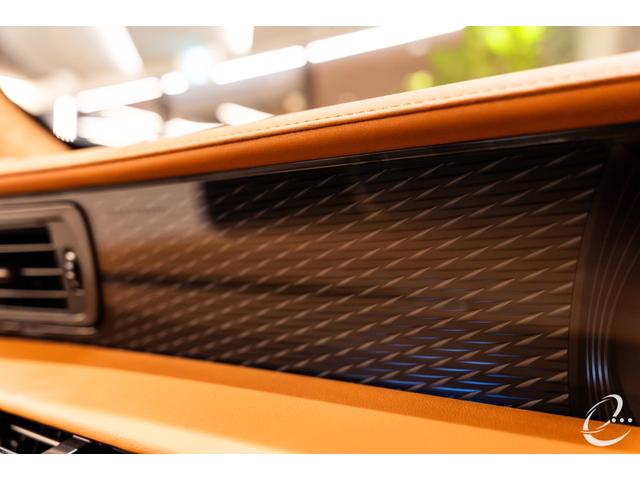 ＬＣ ＬＣ５００ｈ　Ｓパッケージ　マークレビンソン　カーボンルーフ　シートエアコン　ステアリングヒーター　カーボンスカッフプレート　３眼フルＬＥＤヘッドライト　ポリッシュホイール（44枚目）