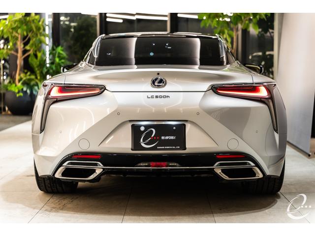 ＬＣ ＬＣ５００ｈ　Ｓパッケージ　マークレビンソン　カーボンルーフ　シートエアコン　ステアリングヒーター　カーボンスカッフプレート　３眼フルＬＥＤヘッドライト　ポリッシュホイール（59枚目）