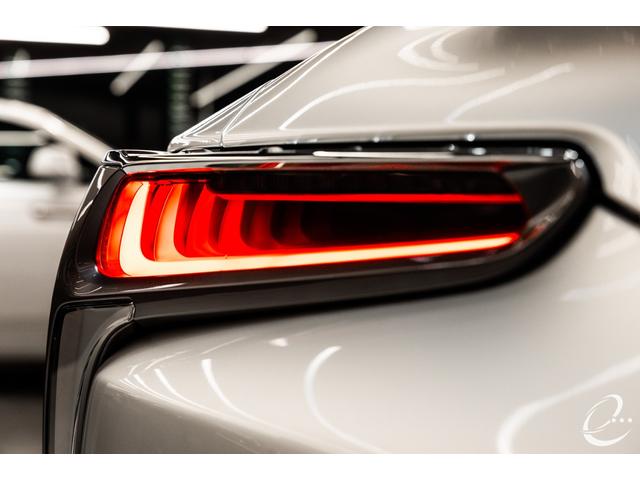 ＬＣ ＬＣ５００ｈ　Ｓパッケージ　マークレビンソン　カーボンルーフ　シートエアコン　ステアリングヒーター　カーボンスカッフプレート　３眼フルＬＥＤヘッドライト　ポリッシュホイール（63枚目）