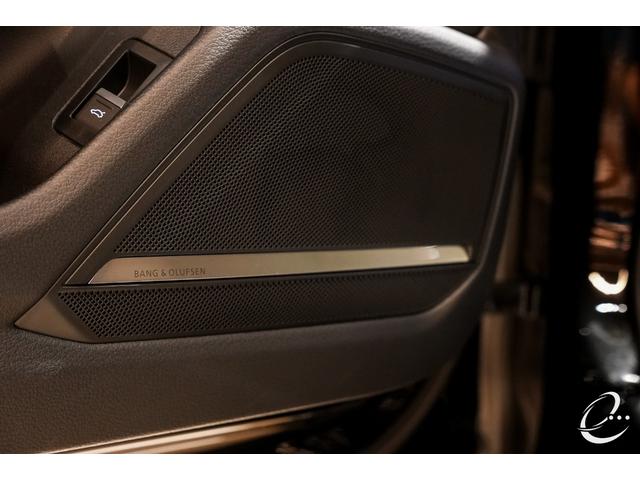 ＲＳ６アバント ベースグレード　エアサスペンション装着車　左Ｈ　ＡＫＲＡＰＯＶＩＣチタンマフラー　カーボンスタイリングＰＫＧ　パノラマサンルーフ　デコラティブパネルカーボンツイル　ＭＡＸＴＯＮｄｅｓｉｇｎフルエアロ（42枚目）