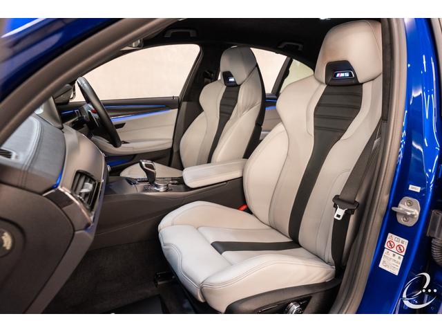 M5 M5 Mperformanceカーボンフロントスプリッター・カーボンキドニーグリル・カーボンリヤトランクスポイラー・カーボンミラーカバー・カーボンリヤディフューザー コンフォートP ダークカーボントリム(28枚目)