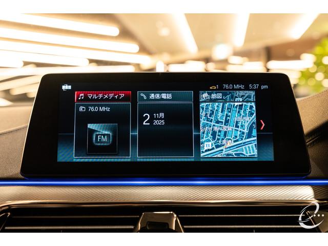 M5 M5 Mperformanceカーボンフロントスプリッター・カーボンキドニーグリル・カーボンリヤトランクスポイラー・カーボンミラーカバー・カーボンリヤディフューザー コンフォートP ダークカーボントリム(33枚目)