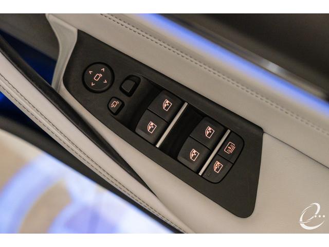 M5 M5 Mperformanceカーボンフロントスプリッター・カーボンキドニーグリル・カーボンリヤトランクスポイラー・カーボンミラーカバー・カーボンリヤディフューザー コンフォートP ダークカーボントリム(46枚目)