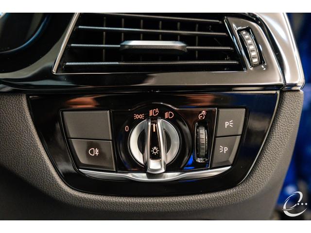 M5 M5 Mperformanceカーボンフロントスプリッター・カーボンキドニーグリル・カーボンリヤトランクスポイラー・カーボンミラーカバー・カーボンリヤディフューザー コンフォートP ダークカーボントリム(48枚目)