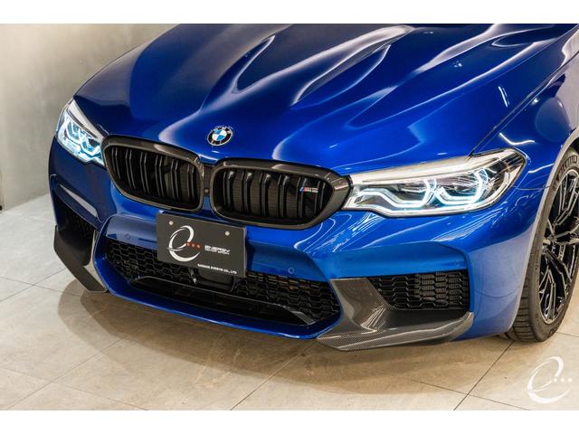 M5 M5 Mperformanceカーボンフロントスプリッター・カーボンキドニーグリル・カーボンリヤトランクスポイラー・カーボンミラーカバー・カーボンリヤディフューザー コンフォートP ダークカーボントリム(56枚目)