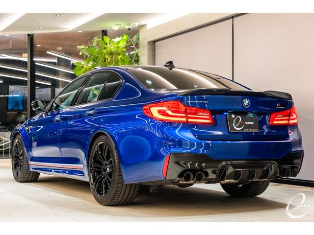 M5 M5 Mperformanceカーボンフロントスプリッター・カーボンキドニーグリル・カーボンリヤトランクスポイラー・カーボンミラーカバー・カーボンリヤディフューザー コンフォートP ダークカーボントリム(64枚目)