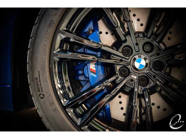 M5 M5 Mperformanceカーボンフロントスプリッター・カーボンキドニーグリル・カーボンリヤトランクスポイラー・カーボンミラーカバー・カーボンリヤディフューザー コンフォートP ダークカーボントリム(65枚目)