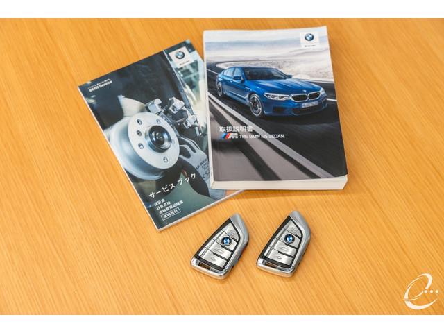 M5 M5 Mperformanceカーボンフロントスプリッター・カーボンキドニーグリル・カーボンリヤトランクスポイラー・カーボンミラーカバー・カーボンリヤディフューザー コンフォートP ダークカーボントリム(67枚目)