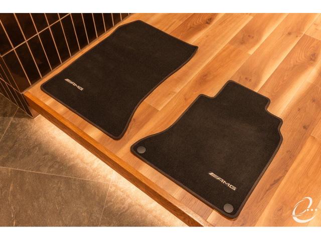 GLAクラス GLA45 4マチック AMGアドバンストパッケージ パフォーマンスシート AMGレッドキャリパー 電動リアゲート プッシュスタート レーダーセーフティーPKG(45枚目)