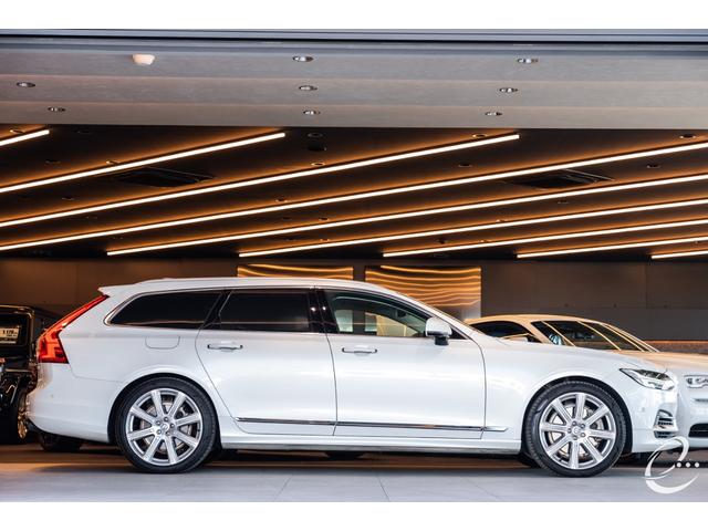 V90 T8 ツインエンジン AWD インスクリプション Bowers&Willkins HEICO4テールパイプキット Orrefors7クリスタルシフトノブ パノラマガラスサンルーフ ナッパレザー 電動リアエアサスペンション(65枚目)
