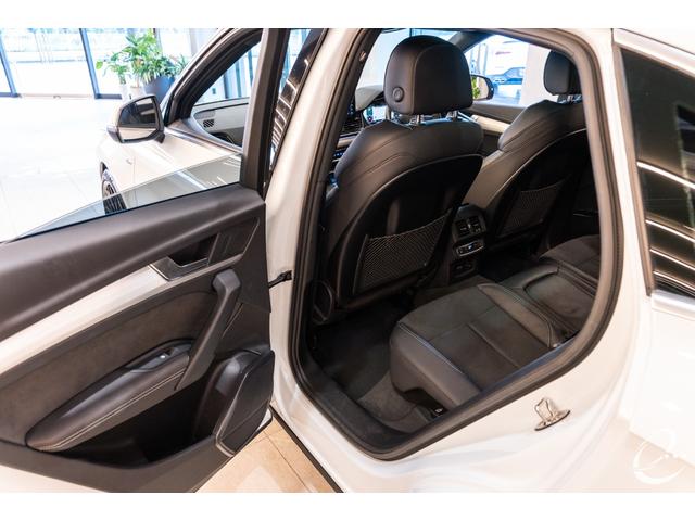 Q5スポーツバック 40TDIクワトロ Sライン 1オーナー パノラミックスライディングルーフ ハイパーフォージド22インチAW サラウンドビューカメラ ステアリングヒーター H&Rスポーツスプリング Sラインプラスパッケージ TVチューナー(32枚目)