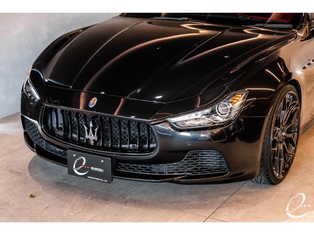 ギブリ ベースグレード　ＯＰ３９７　１２２１鍛造２２インチＡＷ　ＫＷ　Ｖ３車高調　ＥＢＭ可変マフラーリモコン　フルプレミアムレザーインテリア　ツーリングＰＫＧ　フロントバンパープロテクション（13枚目）