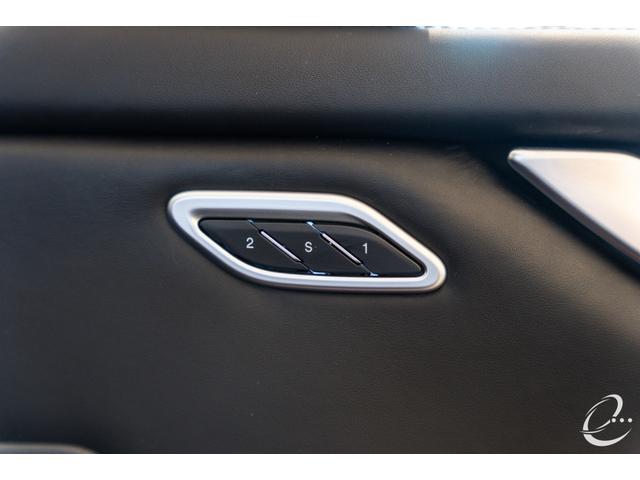 ギブリ ベースグレード　ＯＰ３９７　１２２１鍛造２２インチＡＷ　ＫＷ　Ｖ３車高調　ＥＢＭ可変マフラーリモコン　フルプレミアムレザーインテリア　ツーリングＰＫＧ　フロントバンパープロテクション（37枚目）