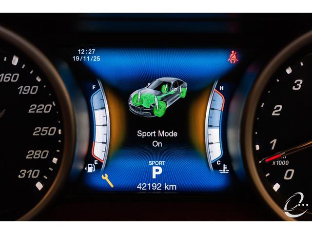 ギブリ ベースグレード　ＯＰ３９７　１２２１鍛造２２インチＡＷ　ＫＷ　Ｖ３車高調　ＥＢＭ可変マフラーリモコン　フルプレミアムレザーインテリア　ツーリングＰＫＧ　フロントバンパープロテクション（40枚目）