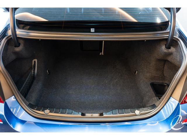 Ｍ５ Ｍ５　イノベーションＰＫＧ　コンフォートＰＫＧ　ナイトビジョン　ＬＥＤルームライト　シルバーストーンレザー　アルカンタラルーフライナー（47枚目）